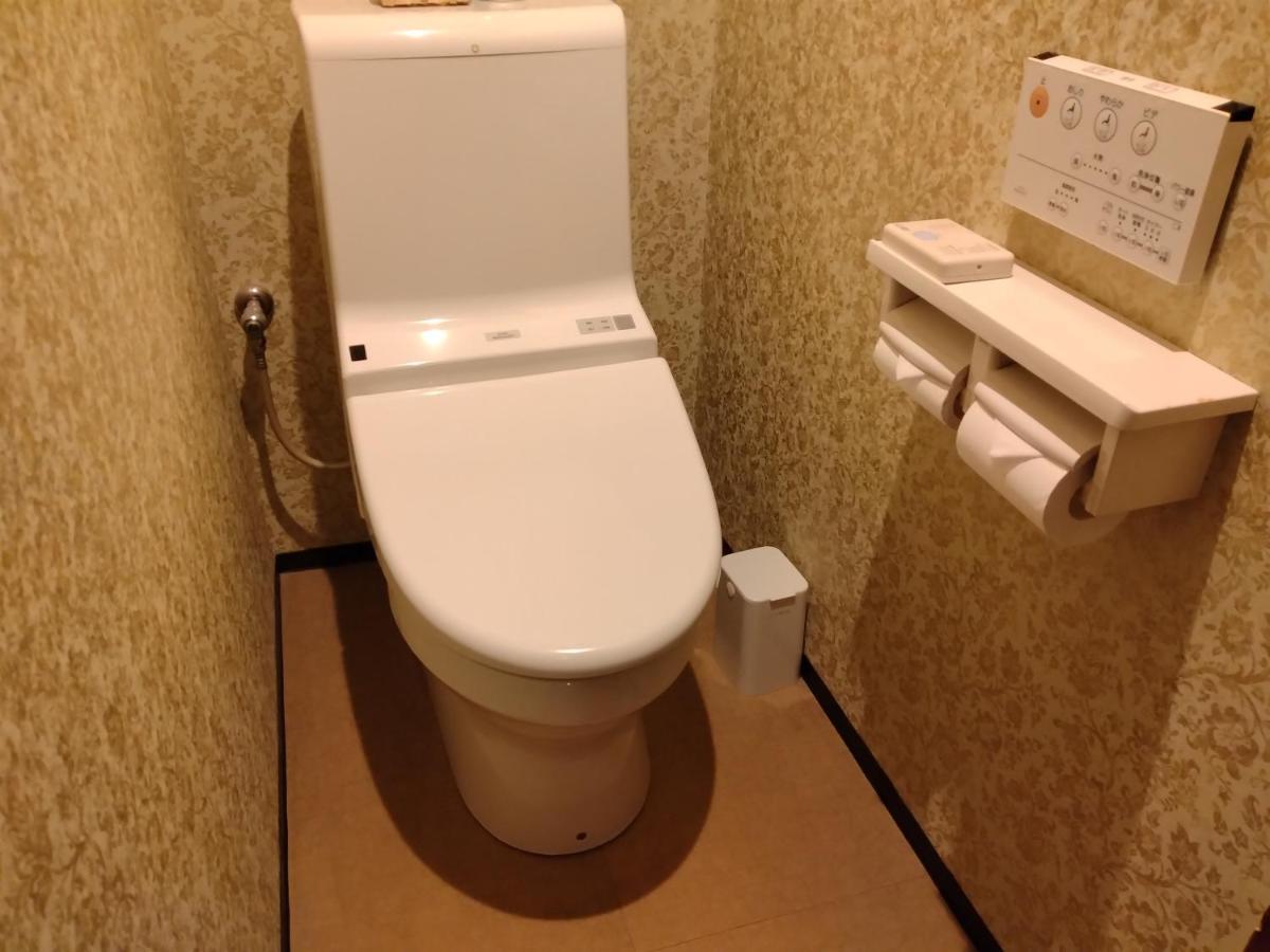 ホテル ベニ ウエスト 大人専用 Осака Екстериор снимка